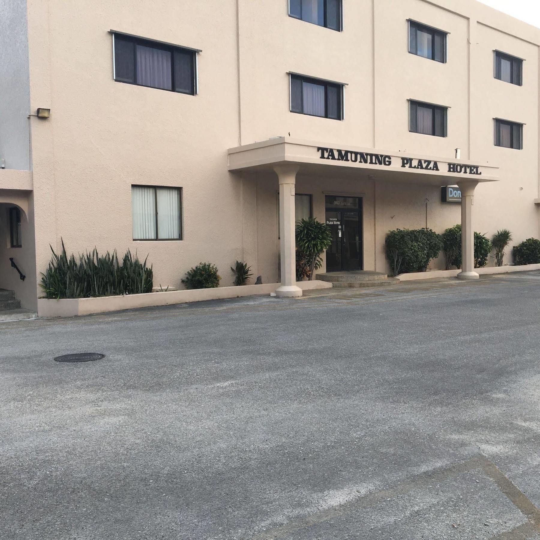 Tamuning Plaza Hotel Luaran gambar